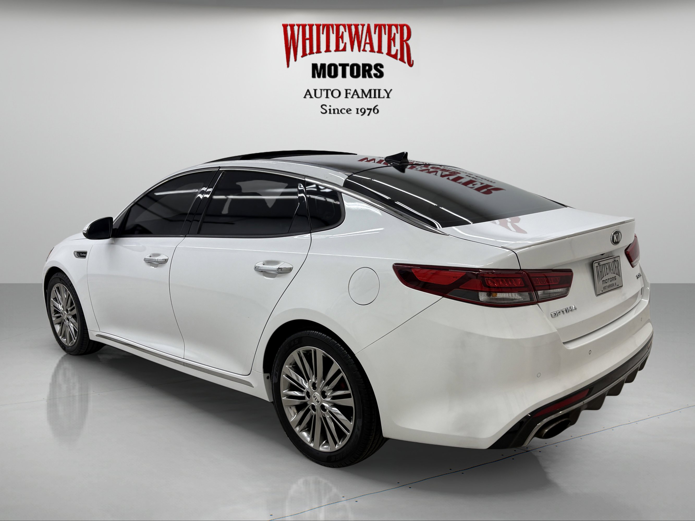 Used 2017 Kia Optima SX FWD image 2