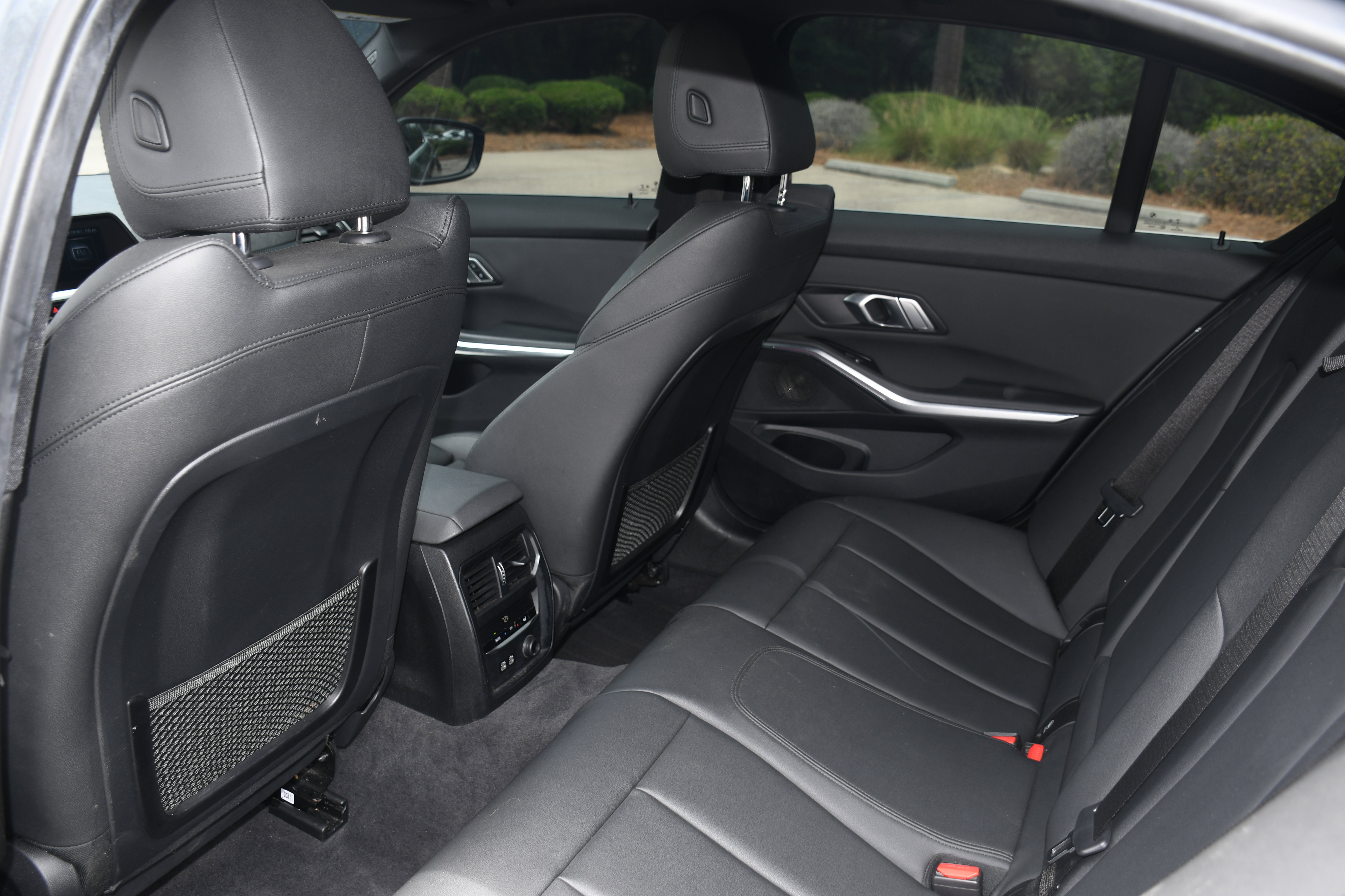 Used 2019 BMW 330i Sedan w/ Convenience Package RWD image 16
