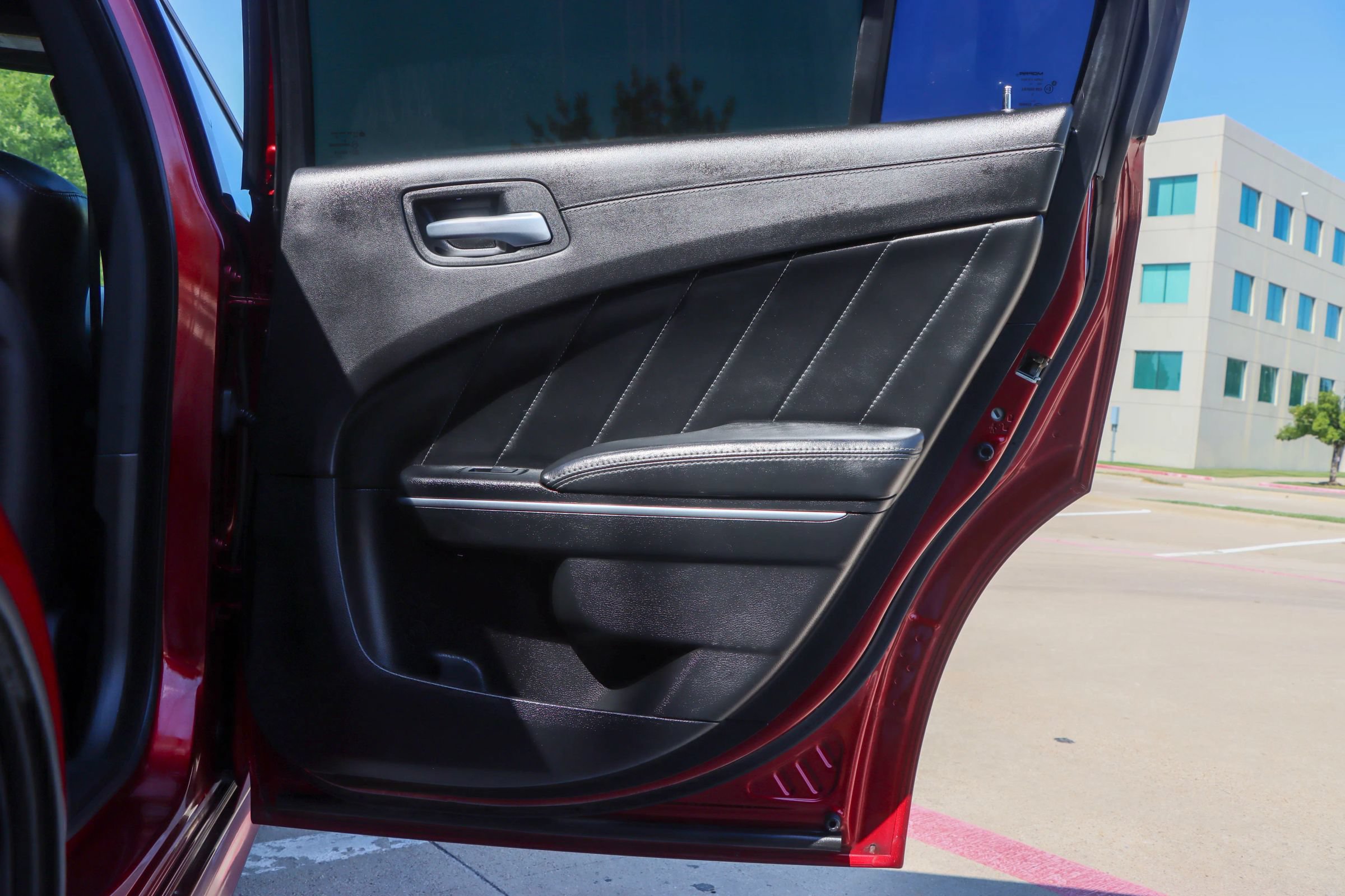 Used 2020 Dodge Charger Scat Pack w/ Dynamics Package RWD image 10