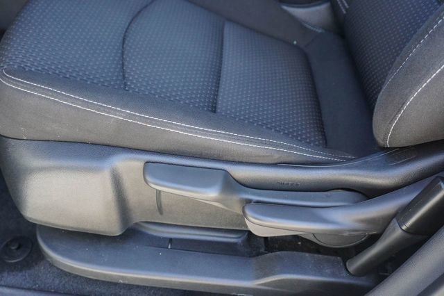 Used 2024 GMC Terrain SLE image 13