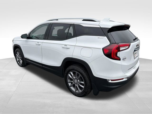 Used 2024 GMC Terrain SLT w/ LPO, Floor Liner Package image 3
