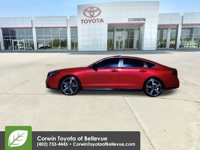 Used 2025 Honda Accord Sport image 55