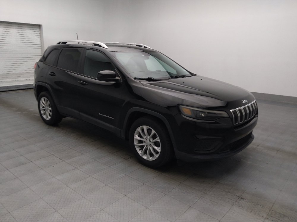Used 2020 Jeep Cherokee Latitude FWD image 11