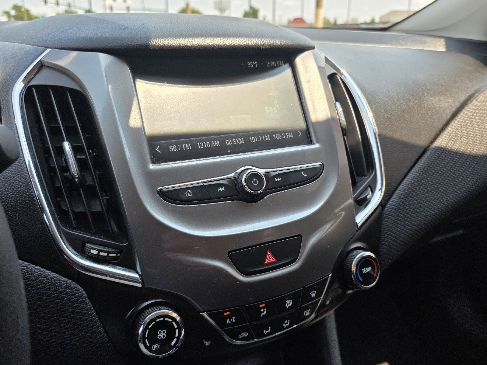 Used 2017 Chevrolet Cruze LT w/ Convenience Package FWD image 18