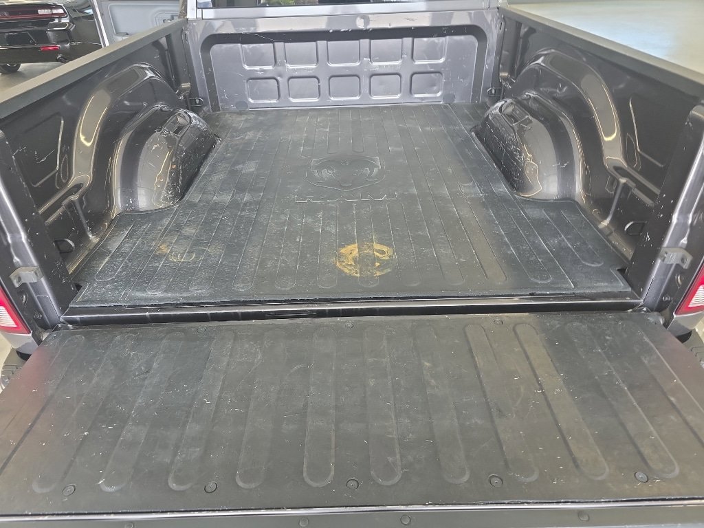 Used 2021 RAM 1500 Classic SLT w/ Trailer Tow Group AWD/4WD image 18
