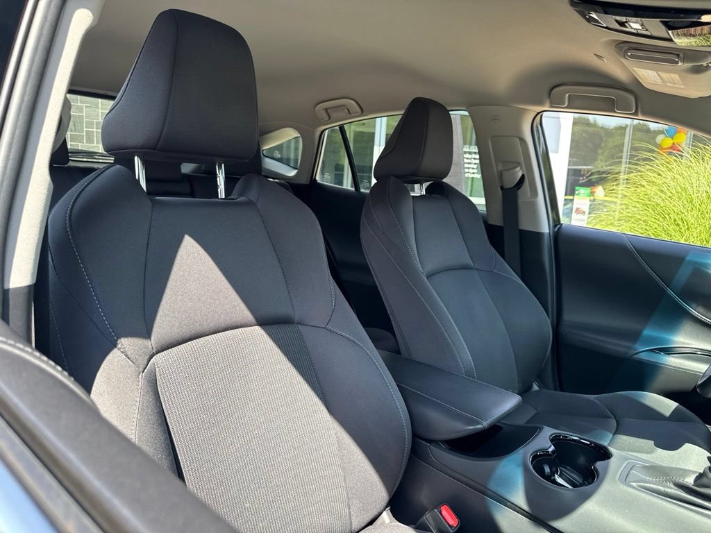 Used 2023 Toyota Venza LE AWD/4WD image 21