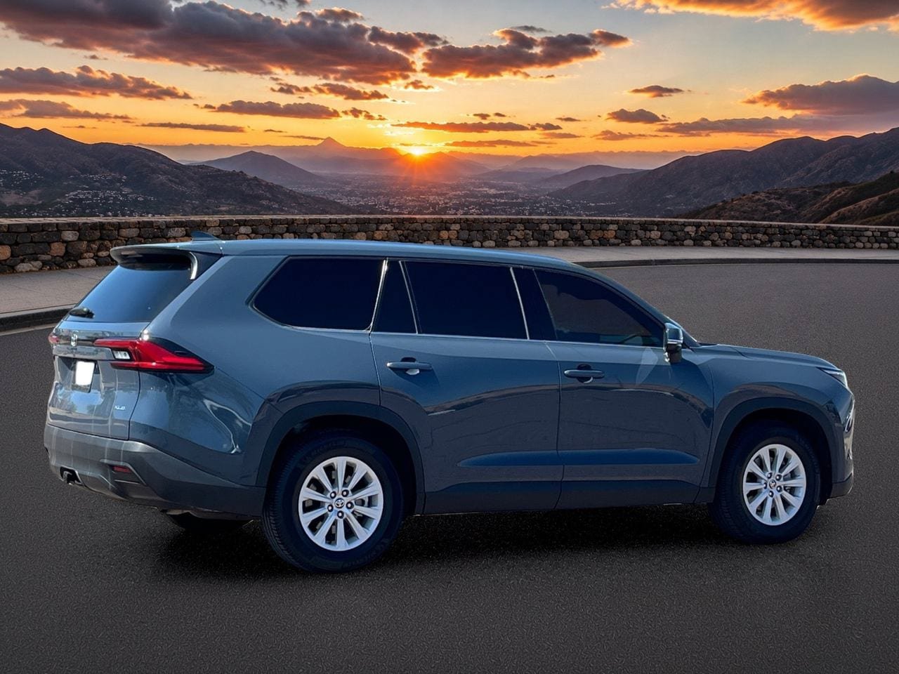 Used 2024 Toyota Grand Highlander FWD image 5