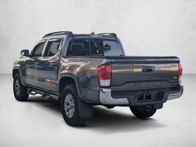 Used 2017 Toyota Tacoma TRD Off-Road image 6