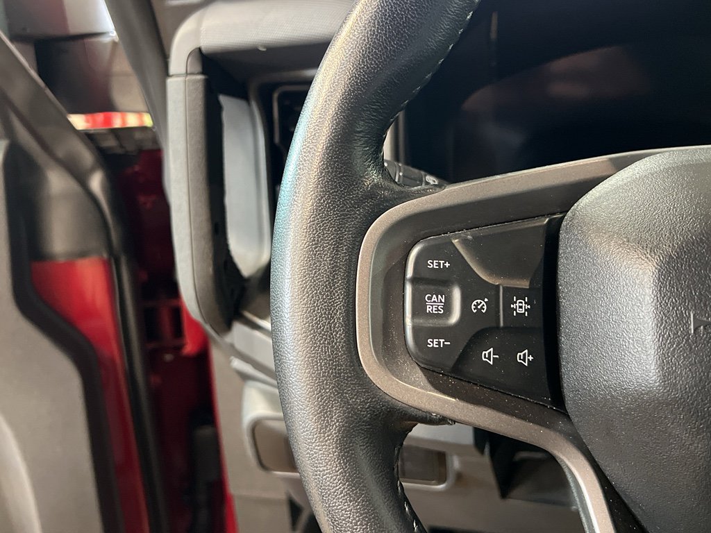 Used 2025 Ford Bronco Badlands image 30