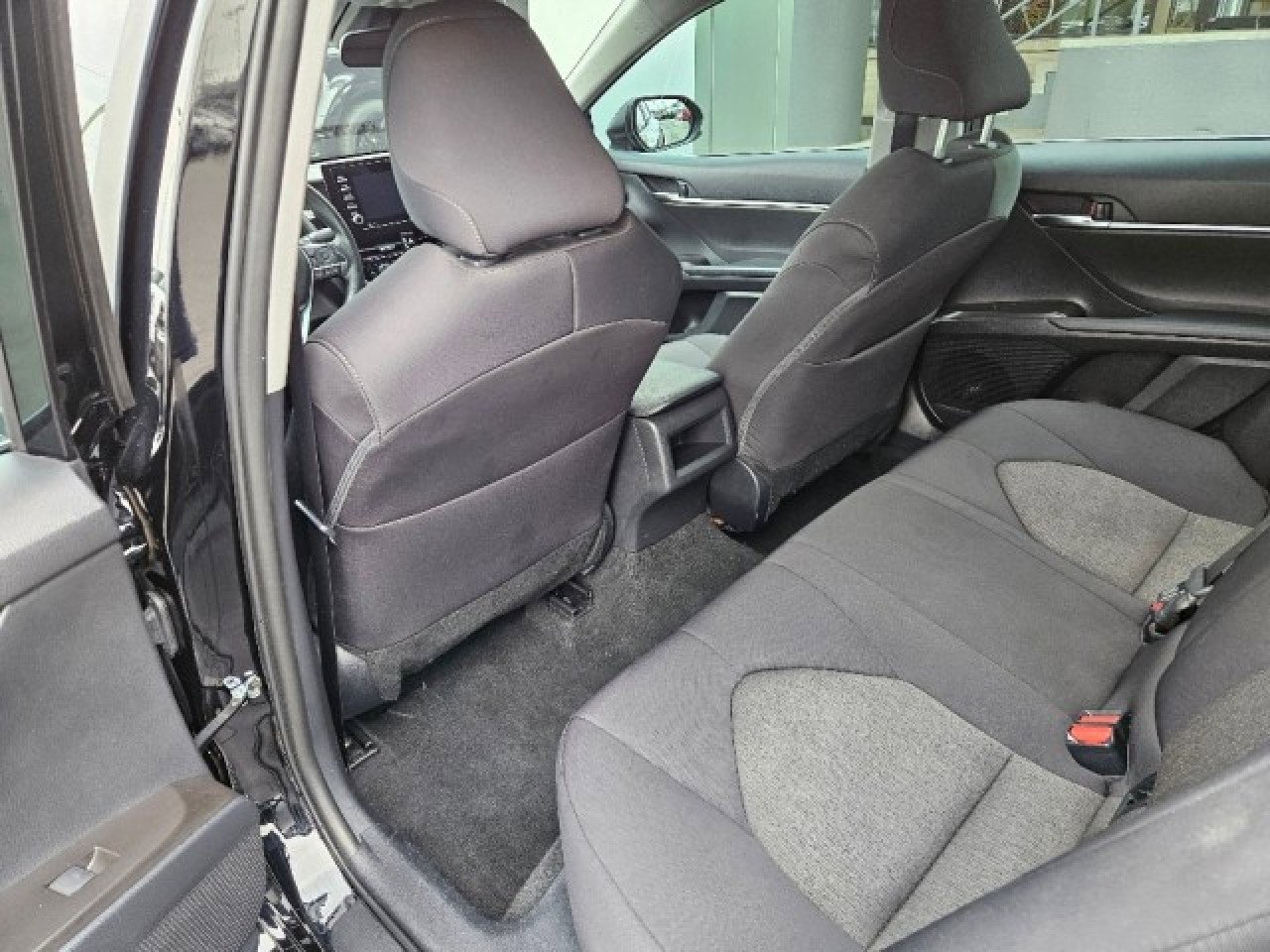 Used 2023 Toyota Camry LE image 19