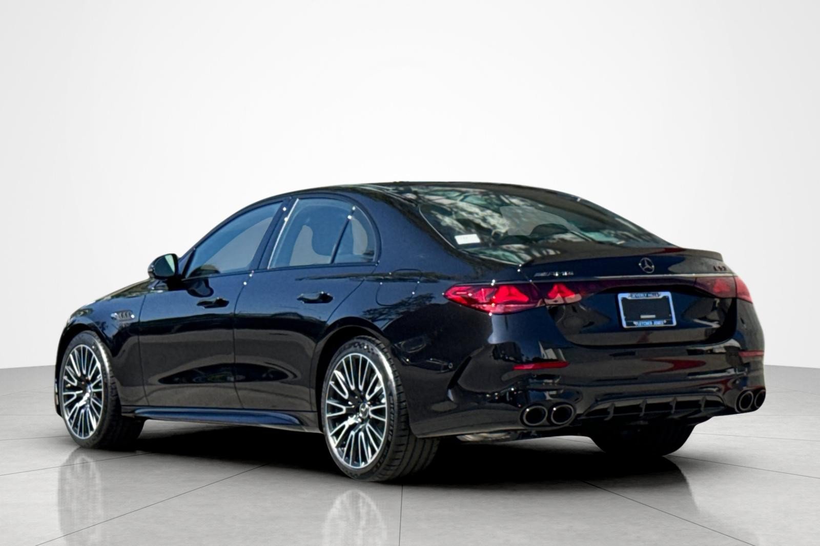 New 2026 Mercedes-Benz E 53 AMG e 4MATIC Sedan image 3