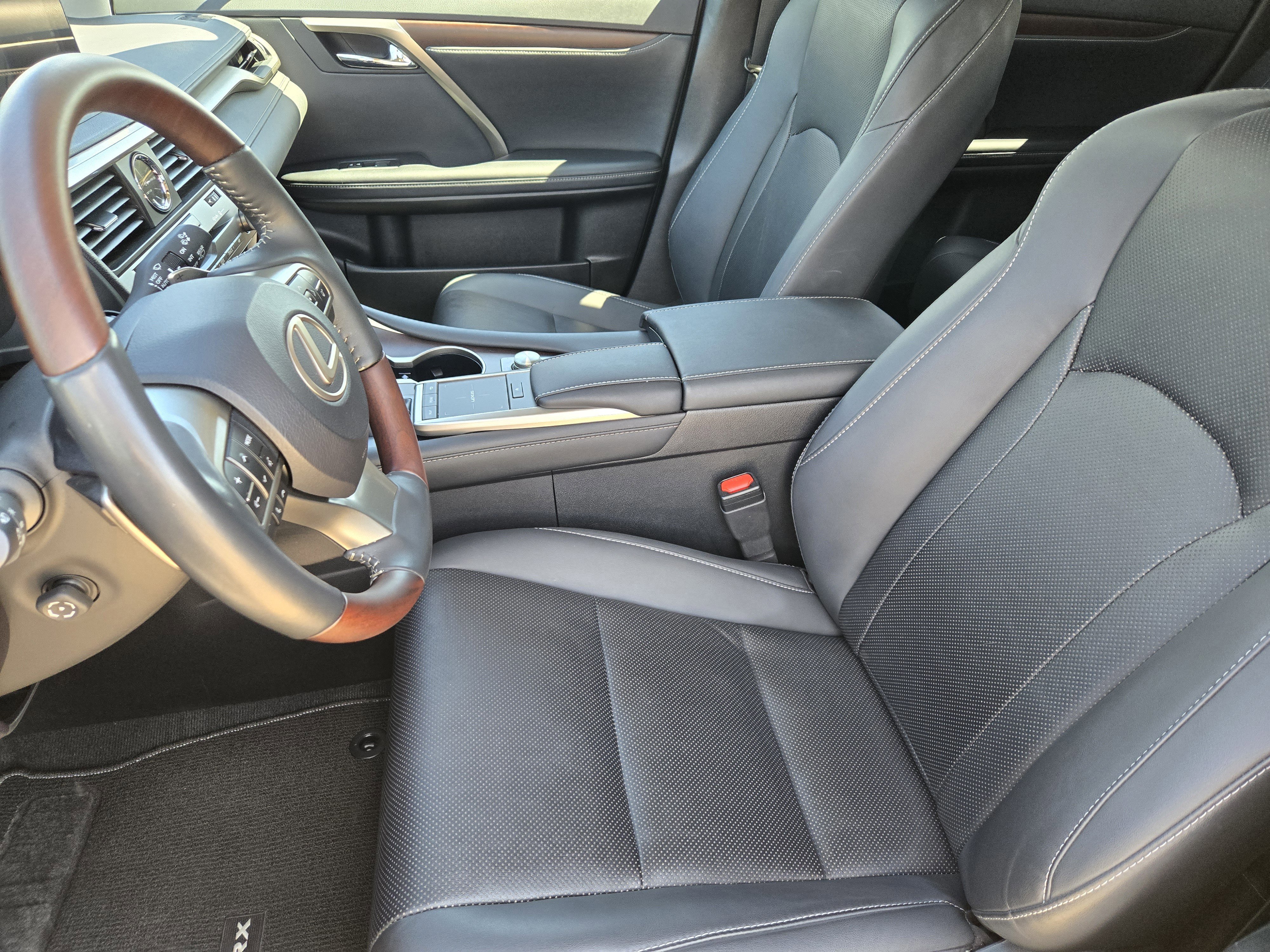 Used 2022 Lexus RX 350 AWD w/ Premium Package image 9
