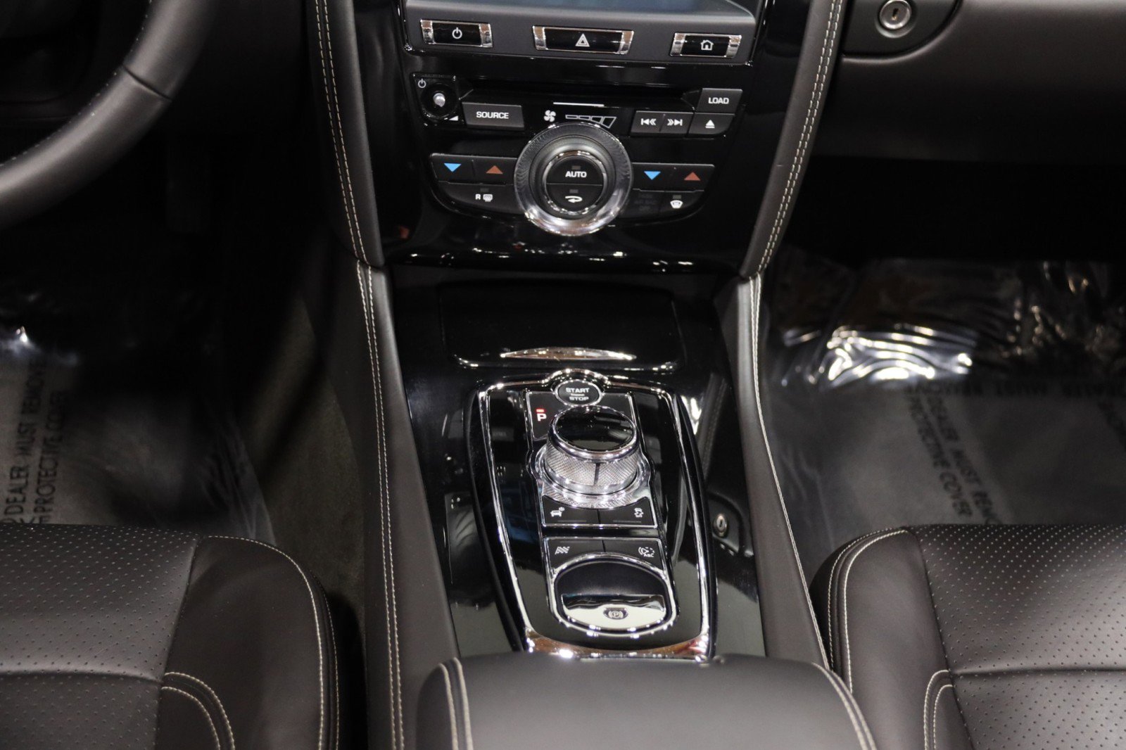 Used 2014 Jaguar XK 2dr Convertible image 56