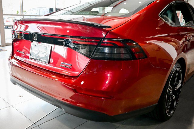 Used 2023 Honda Accord Sport image 11