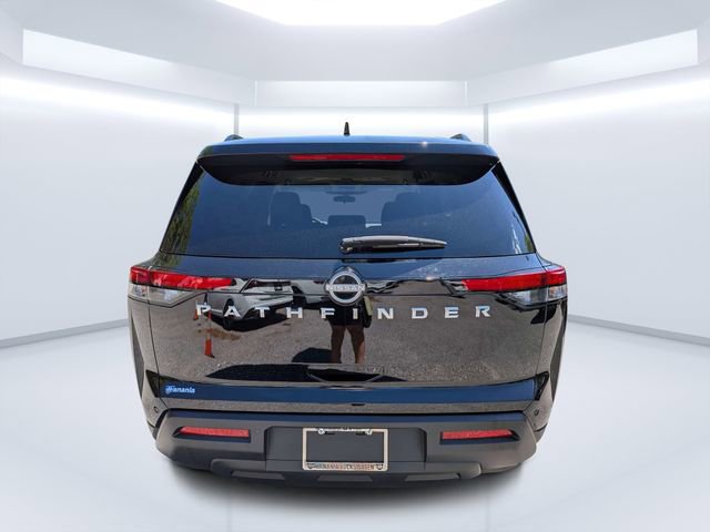 Used 2025 Nissan Pathfinder SV FWD image 4