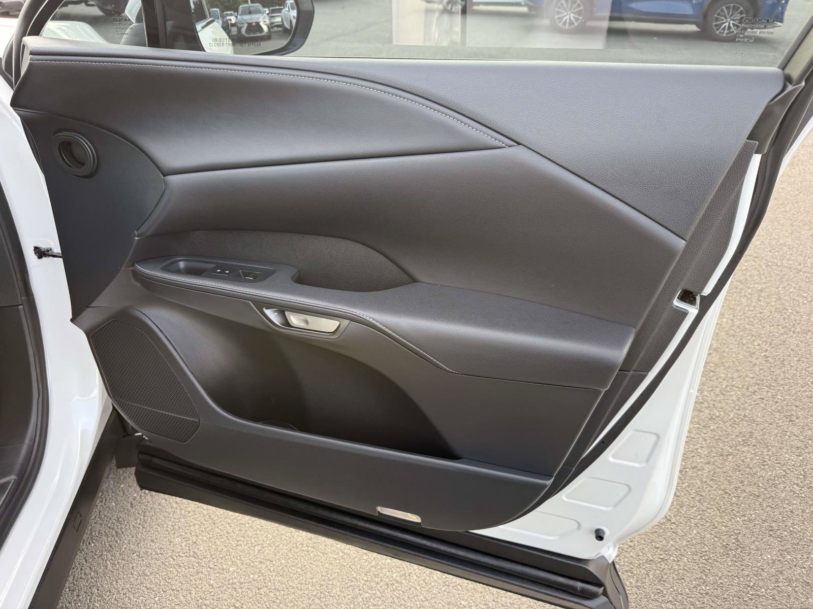 Used 2025 Lexus RX 350h w/ Accessory Package (Z1) AWD/4WD image 15