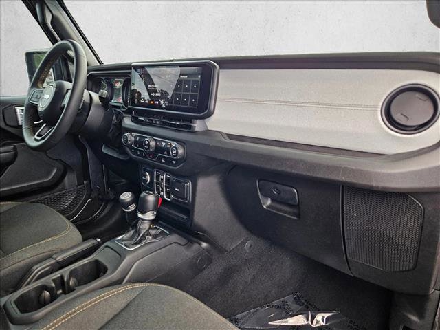 Used 2024 Jeep Gladiator Sport image 21