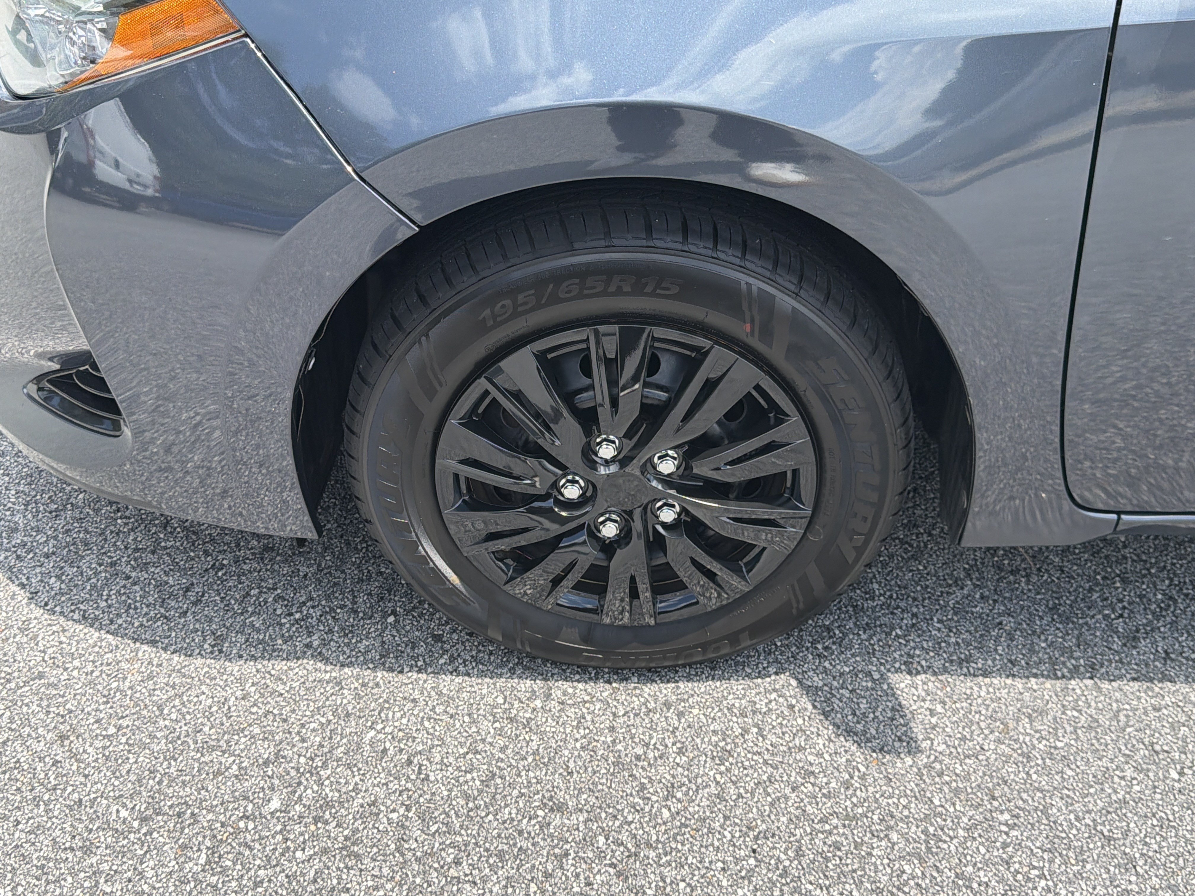Used 2018 Toyota Corolla L FWD image 13