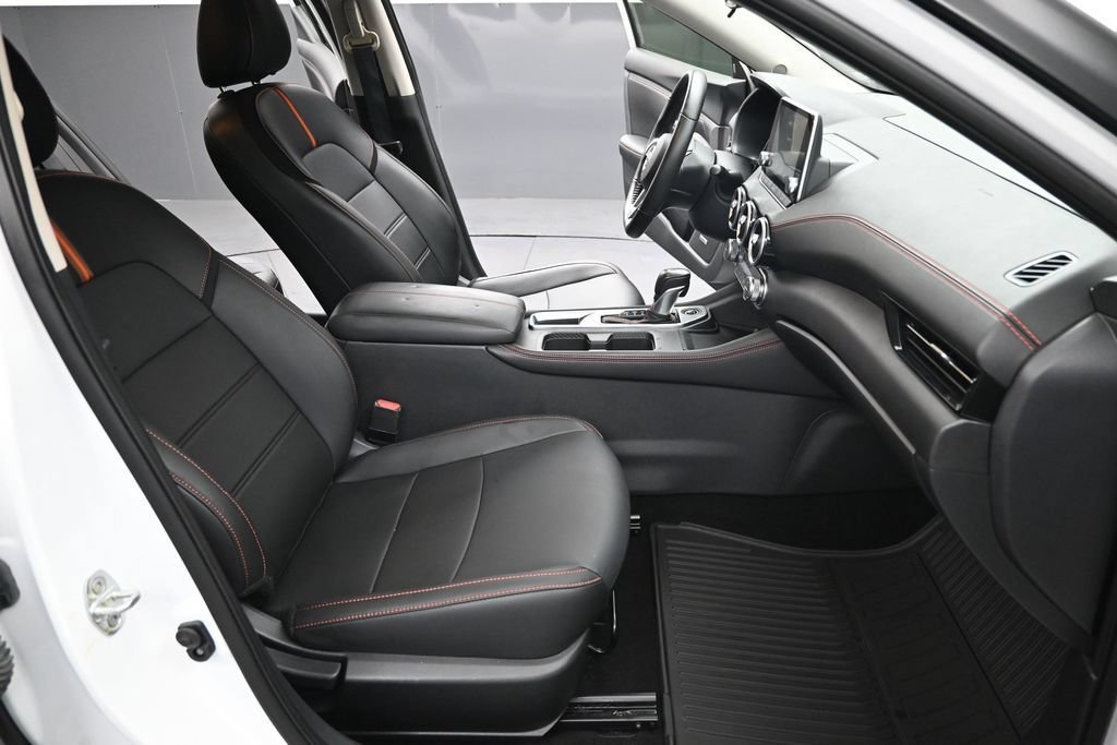 Certified 2024 Nissan Sentra SR w/ SR Premium Package FWD image 29