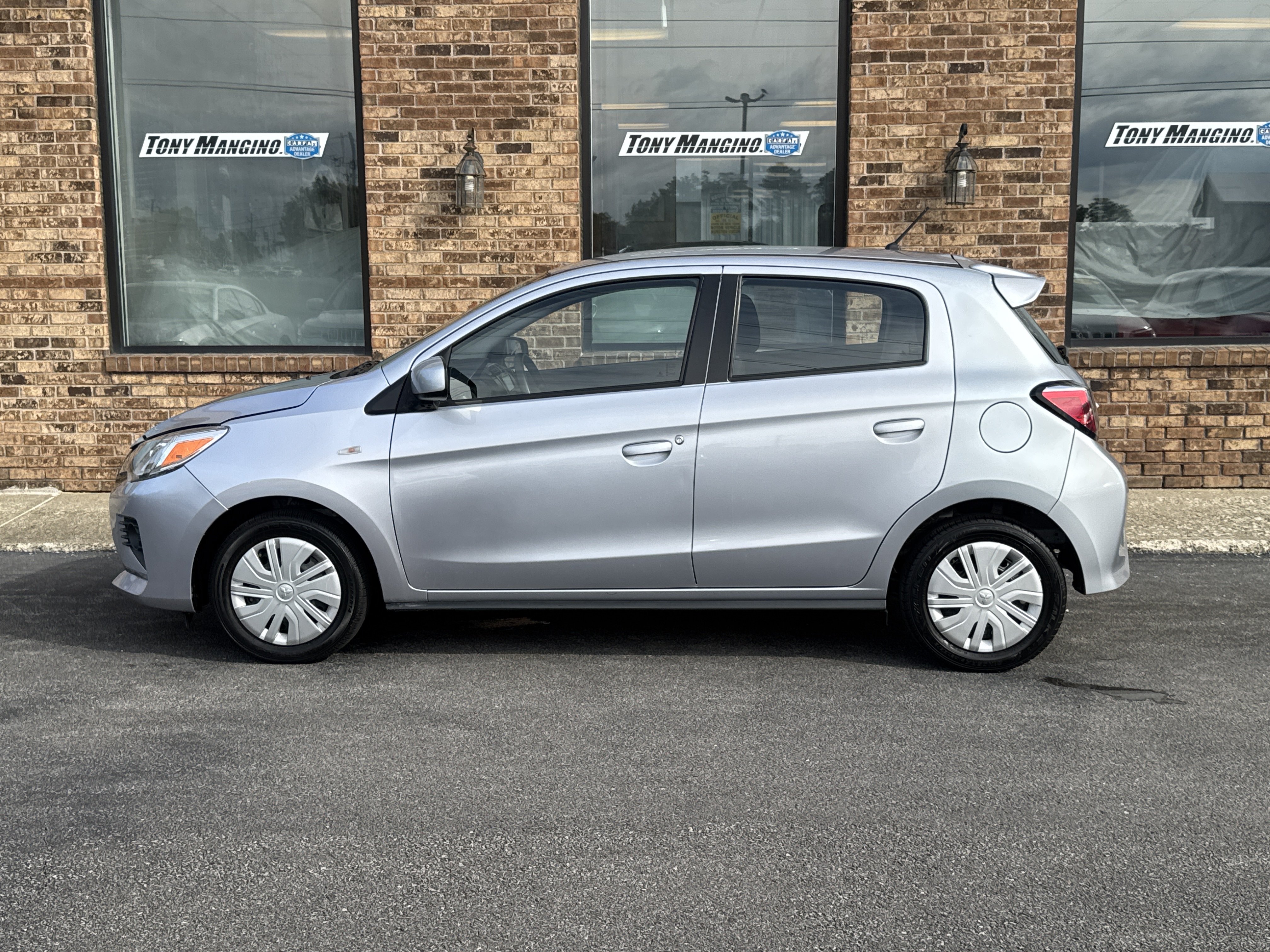 Used 2024 Mitsubishi Mirage ES FWD image 2