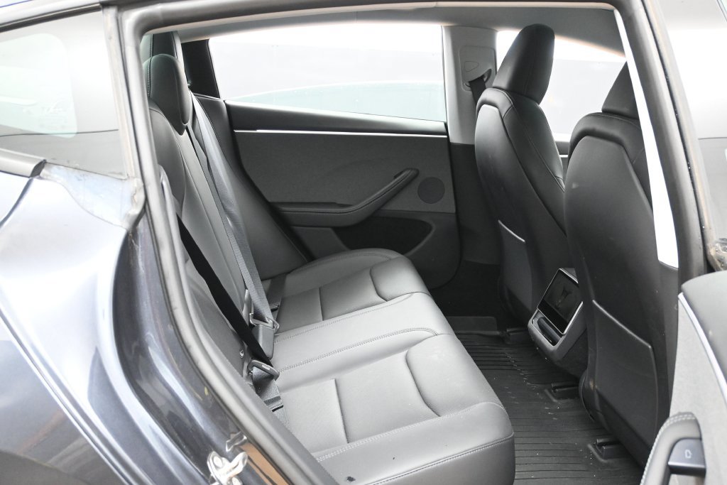 Used 2024 Tesla Model 3 Standard Range RWD image 25