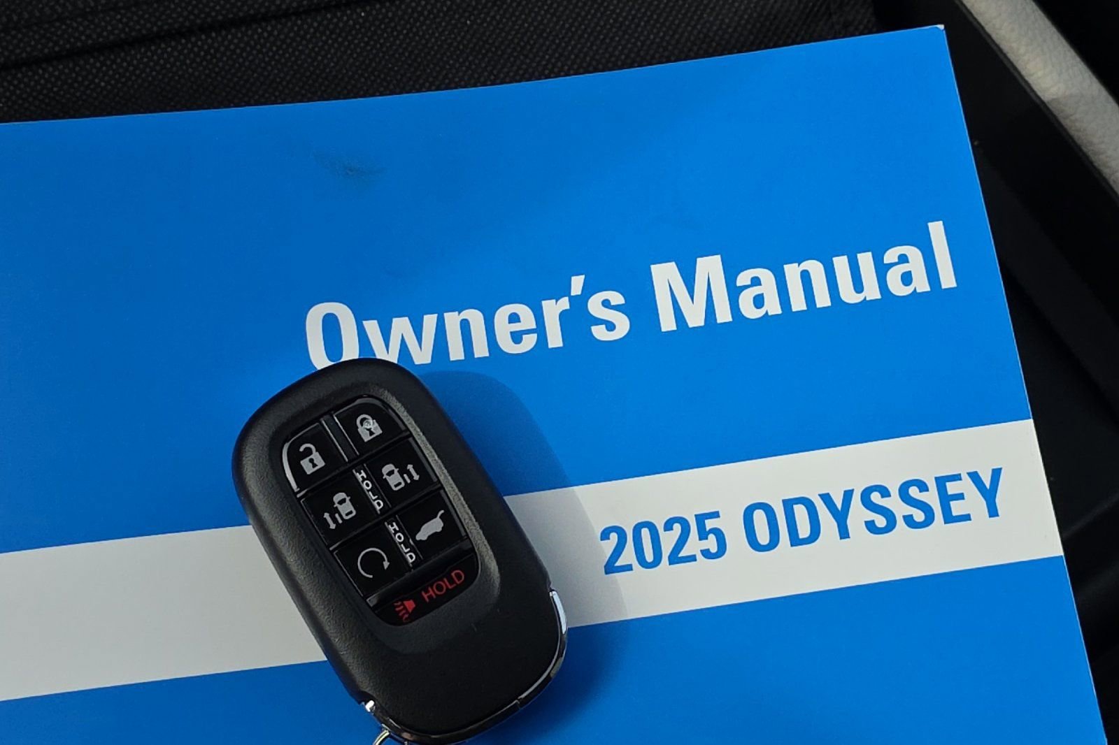 Used 2025 Honda Odyssey Elite image 31