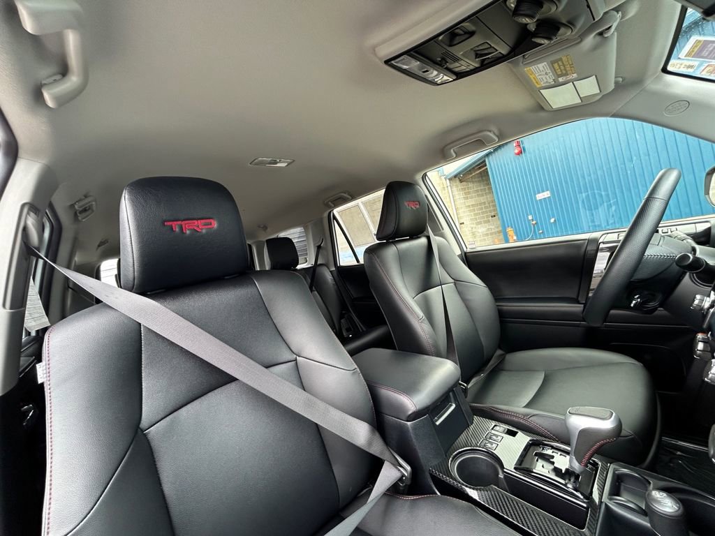 Used 2024 Toyota 4Runner TRD Off-Road Premium image 27