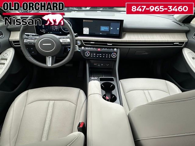 Used 2025 Hyundai Sonata Limited FWD image 14