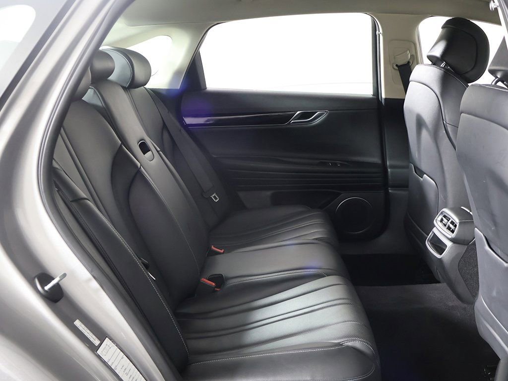 Used 2023 Genesis G80 2.5T image 29