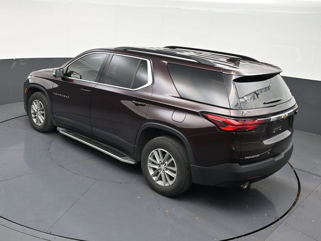 Used 2023 Chevrolet Traverse LT FWD image 15