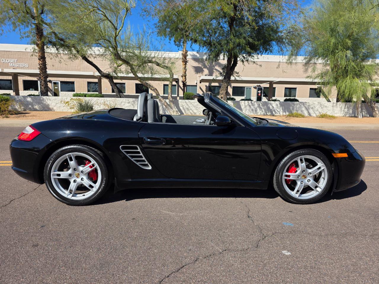 Used 2005 Porsche Boxster S image 32