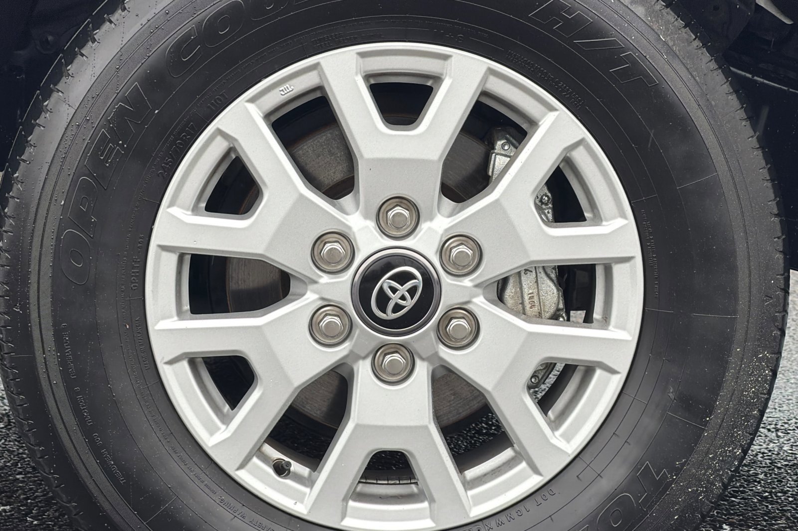 Certified 2024 Toyota Tacoma SR5 image 24