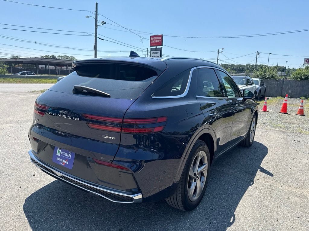 Used 2026 Genesis GV70 2.5T Advanced AWD/4WD image 5