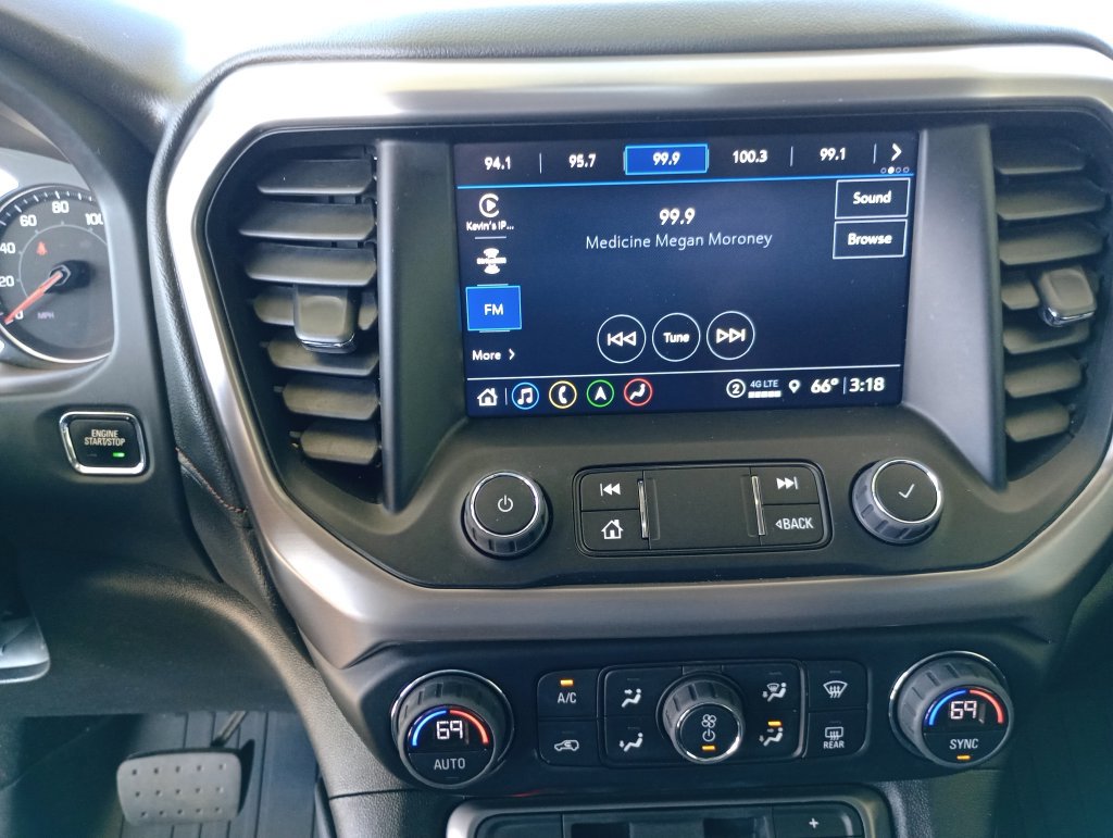 Used 2023 GMC Acadia AT4 w/ Preferred Package AWD/4WD image 17