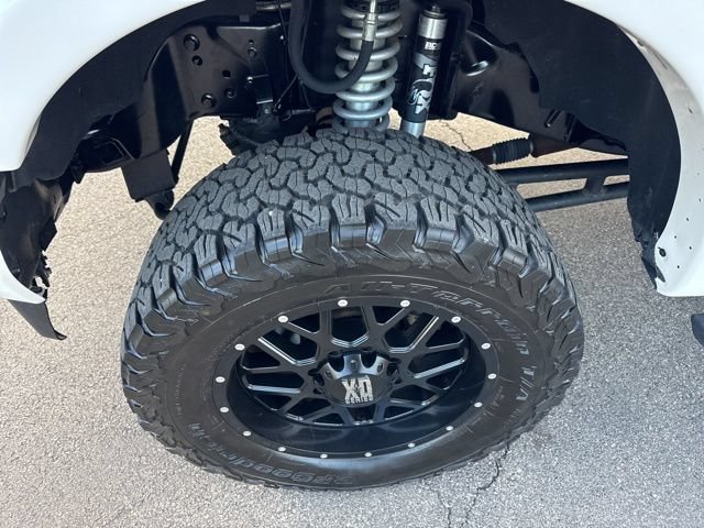 Used 2018 Ford F250 Platinum w/ Platinum Ultimate Package AWD/4WD image 11