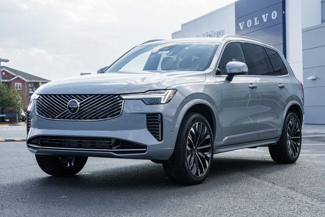 New 2026 Volvo XC90 B6 Ultra w/ Protection Package image 3