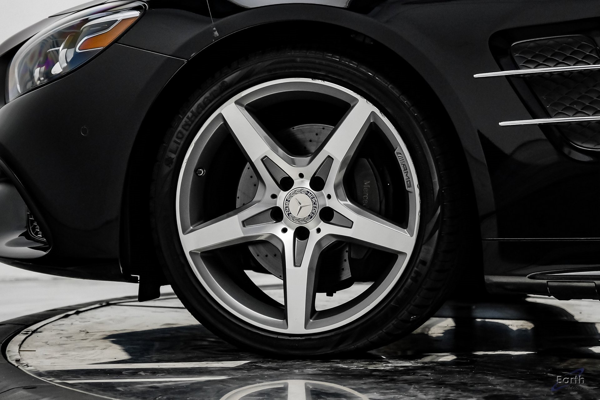 Used 2017 Mercedes-Benz SL 550 image 89