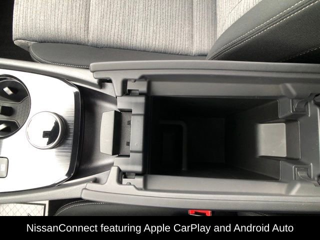 Used 2023 Nissan Rogue SV image 21
