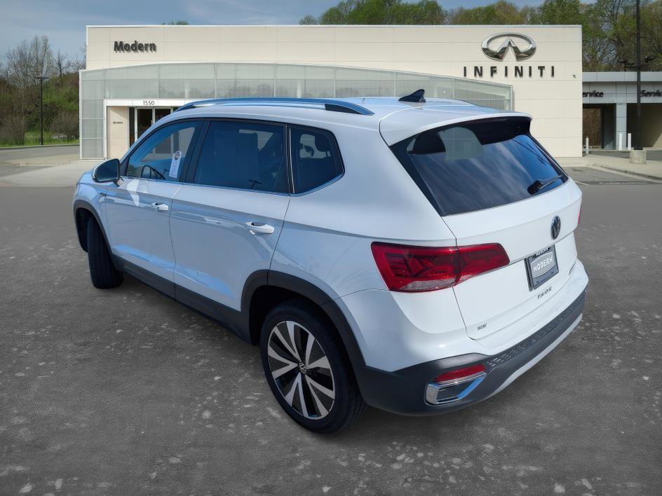 Used 2024 Volkswagen Taos SE image 5