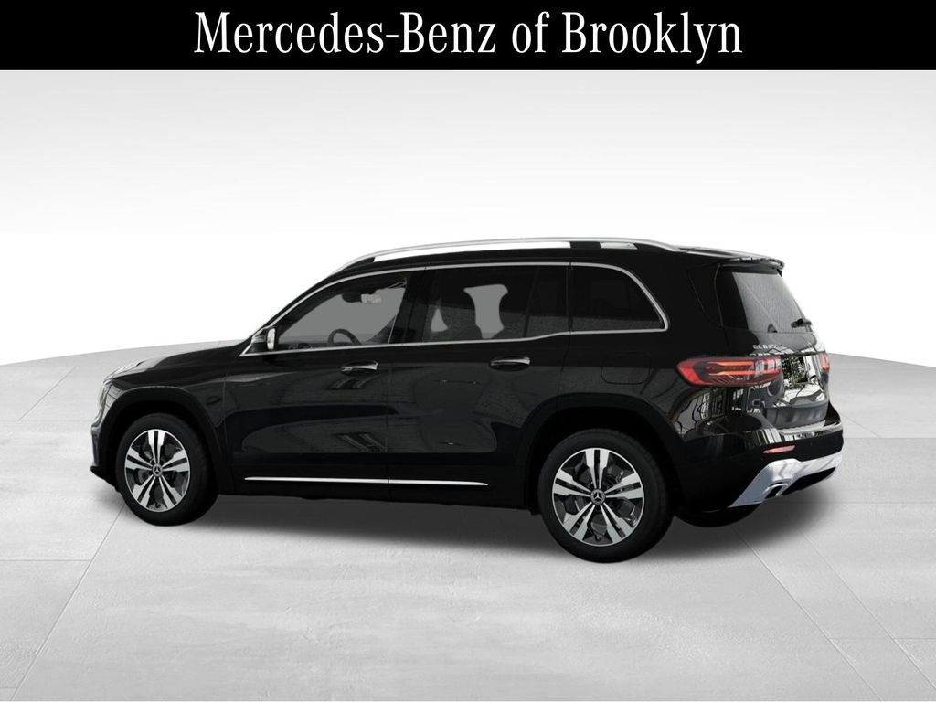 Used 2025 Mercedes-Benz GLB 250 4MATIC image 31