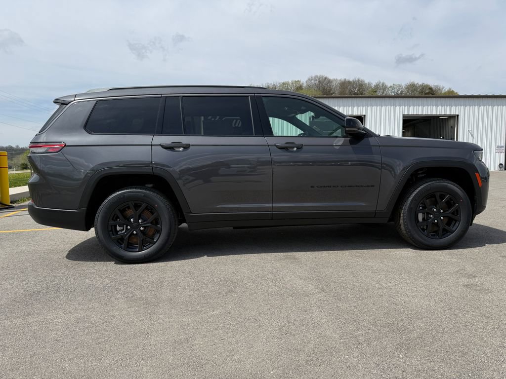New 2026 Jeep Grand Cherokee L 4WD image 4