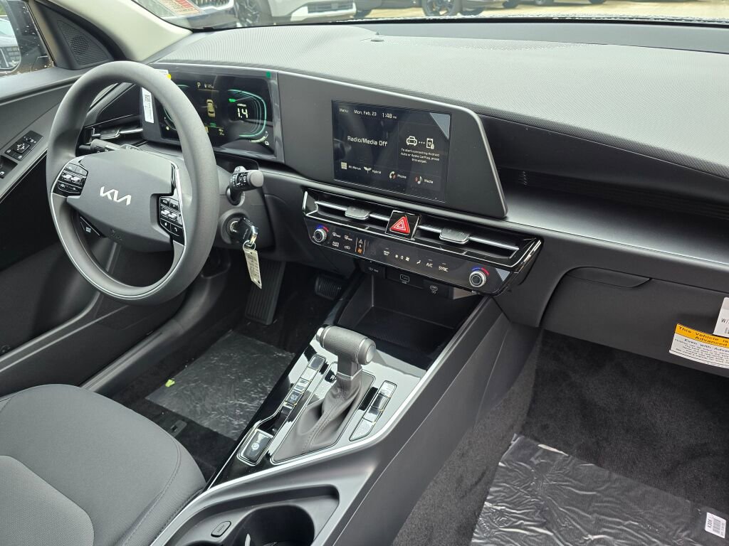 New 2026 Kia Niro LX FWD image 10