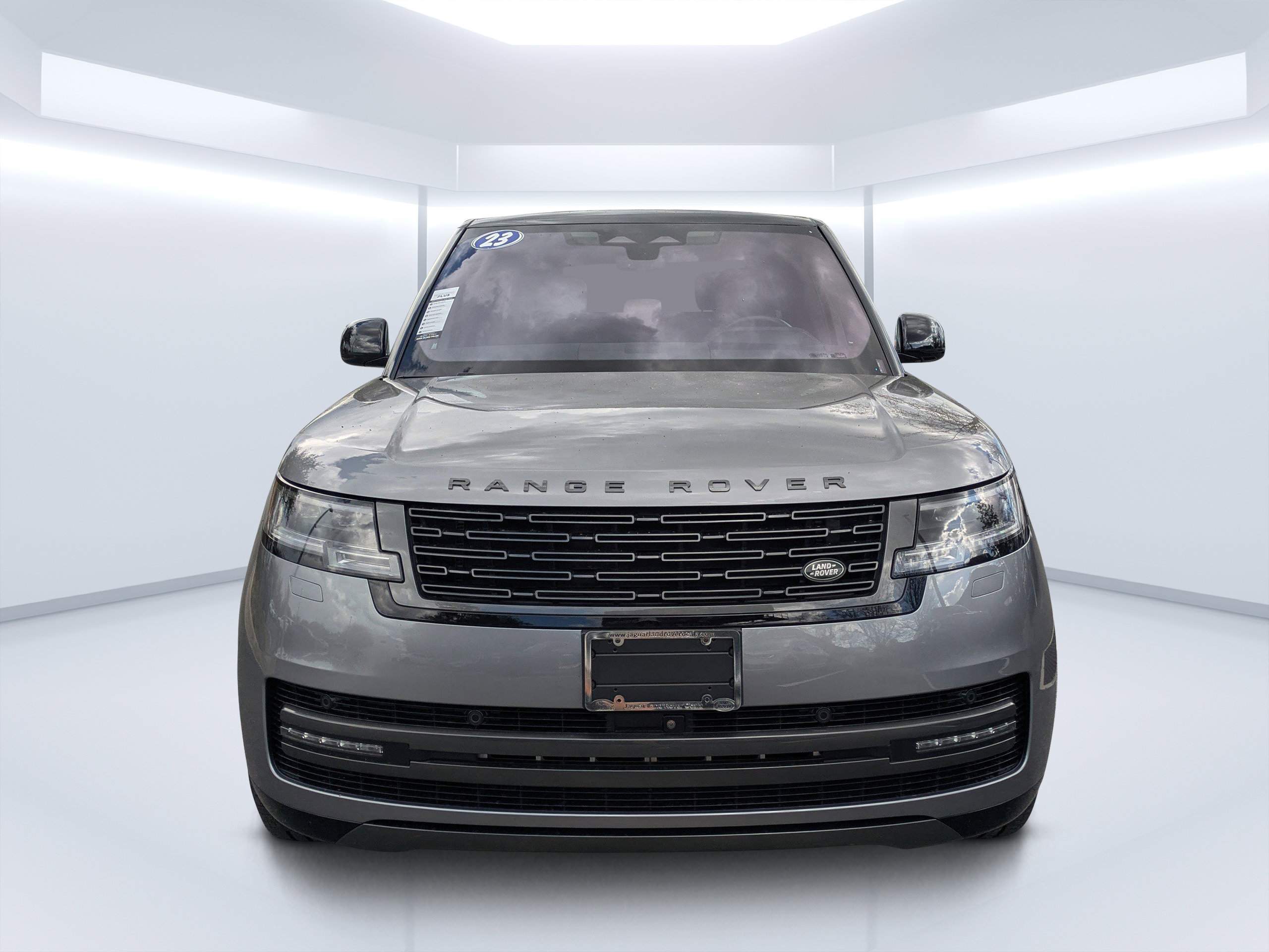 Used 2023 Land Rover Range Rover SE image 11