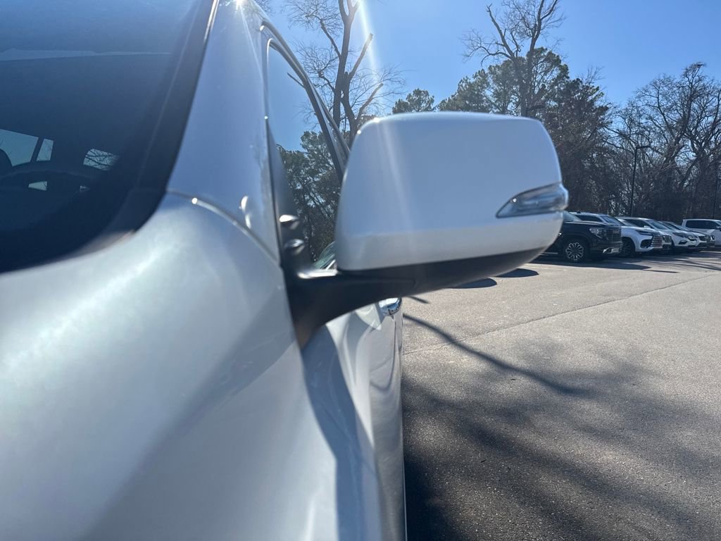 Used 2023 Lexus GX 460 Premium w/ Premium Package image 34