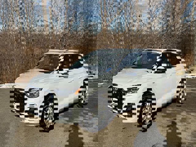 Used 2025 Audi Q5 e Premium Plus w/ Premium Plus Package image 1