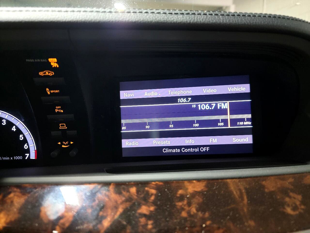 Used 2013 Mercedes-Benz S 550 4MATIC w/ Sport Pkg image 31