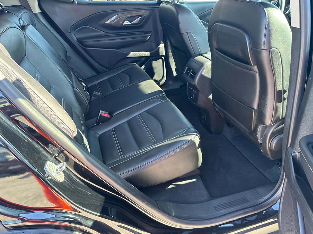 Used 2022 GMC Terrain Denali w/ Denali Premium Package image 15