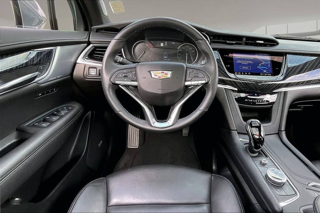 Certified 2025 Cadillac XT6 Premium Luxury AWD/4WD image 5