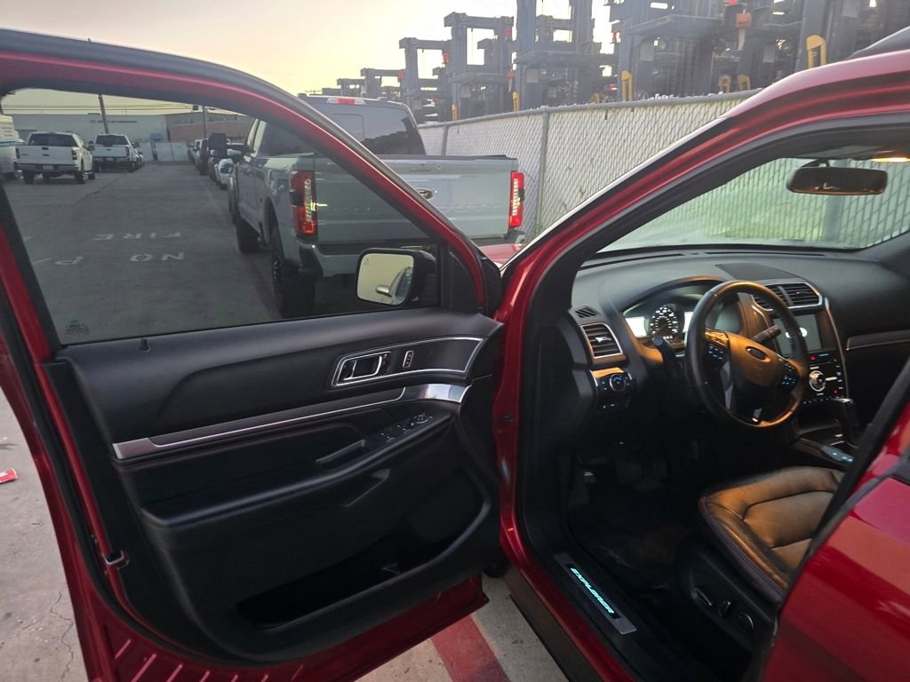 Used 2017 Ford Explorer Sport image 8