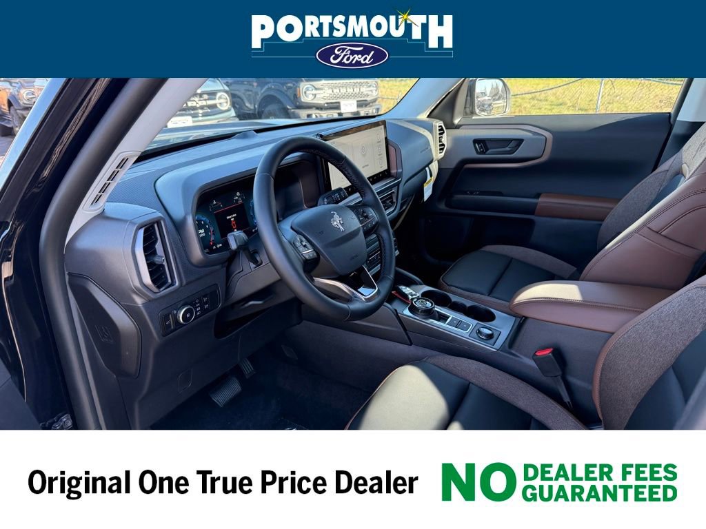 New 2025 Ford Bronco Sport Outer Banks image 3